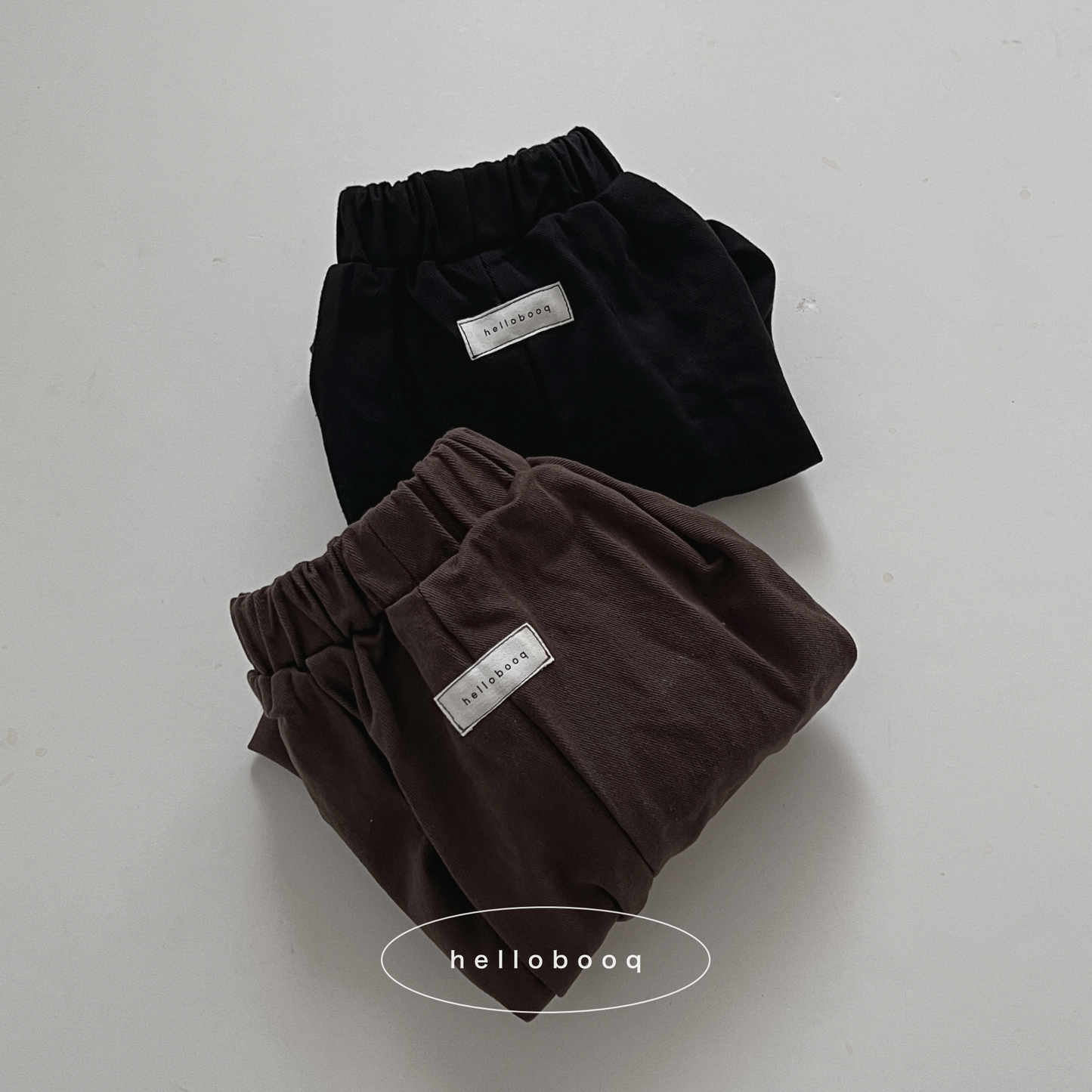 back tag cotton pants