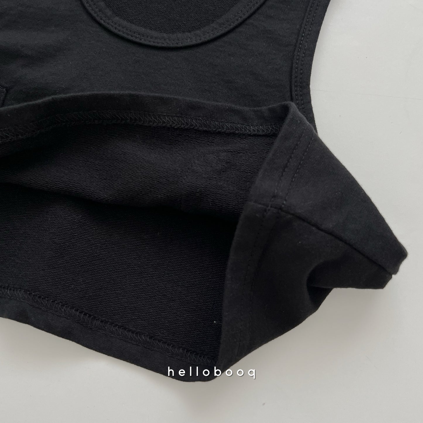 mono vest